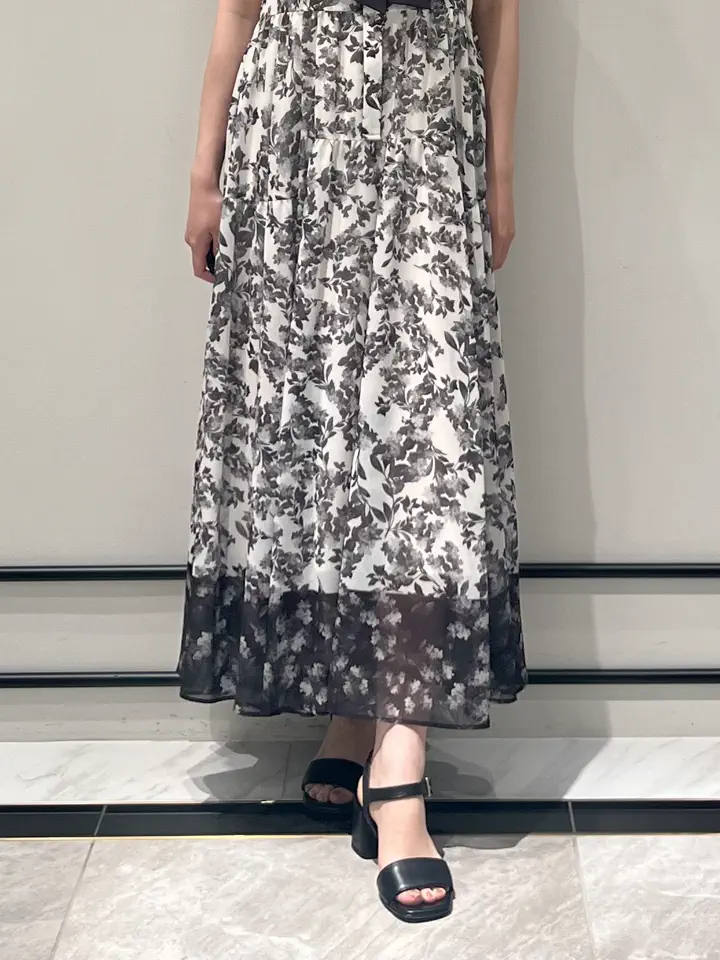 GRACE CONTINENTAL RIKO コーディネート画像