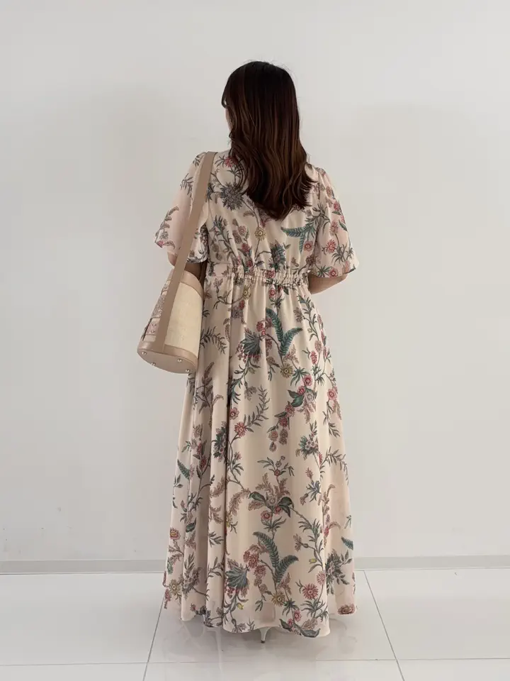 GRACE CONTINENTAL HIGASHIGAWA.R コーディネート画像