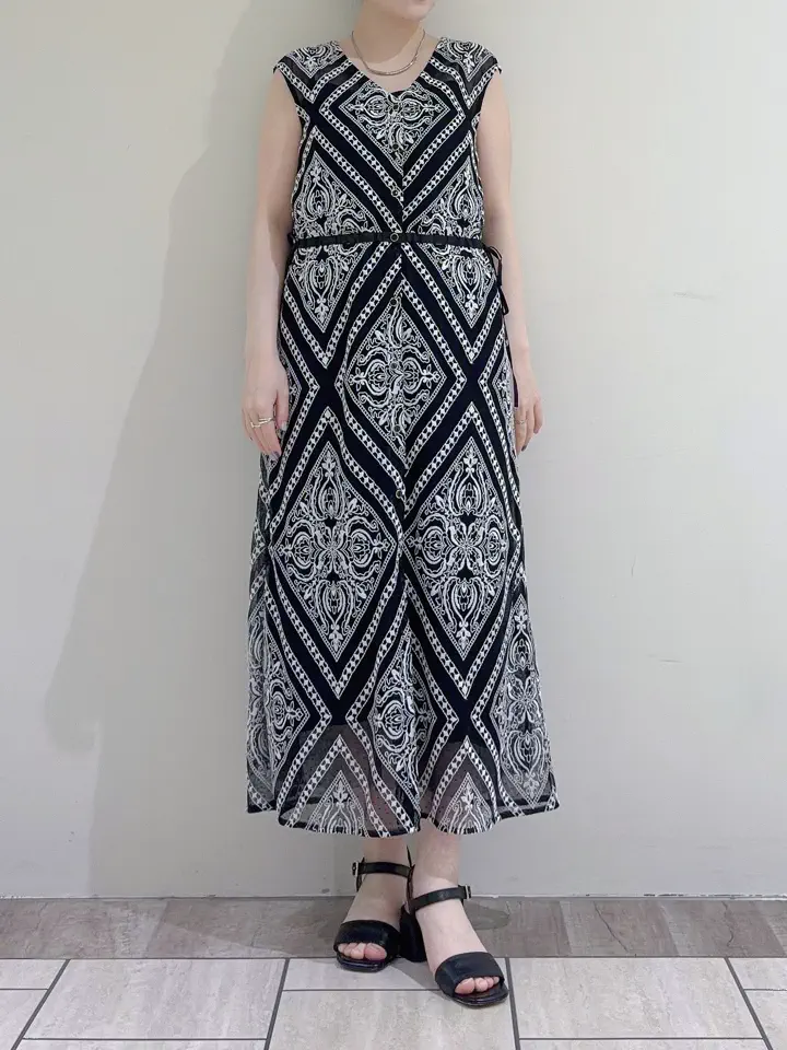 GRACE CONTINENTAL SASAKI コーディネート画像