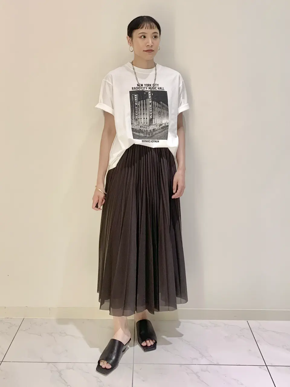  haruka iwasaki コーディネート画像