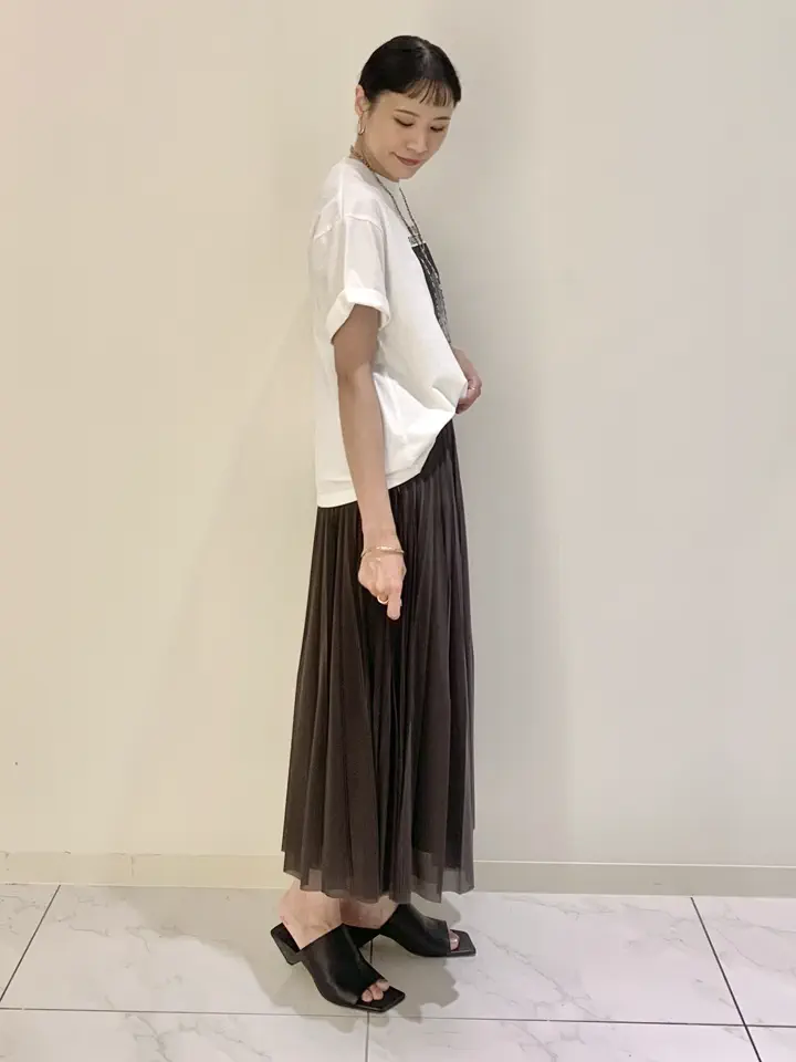 GRACE CONTINENTAL haruka iwasaki コーディネート画像