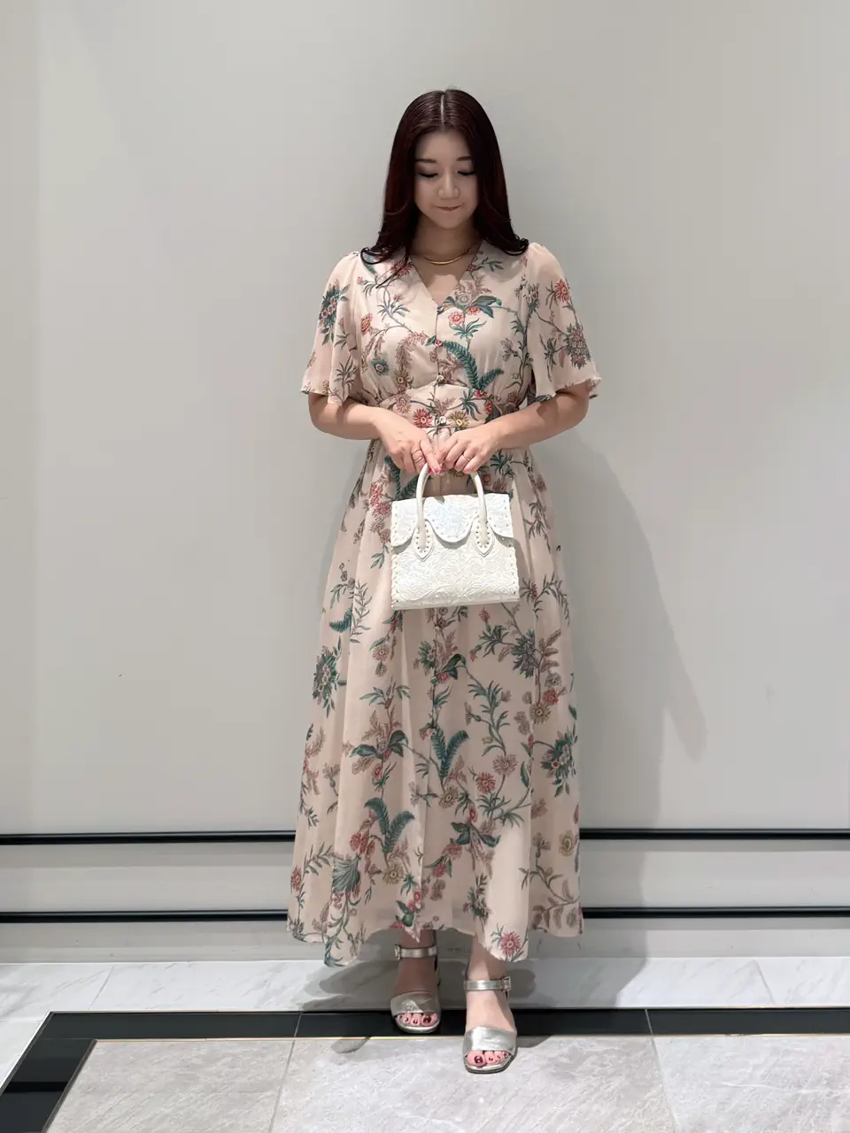 GRACE CONTINENTAL MOMOKO コーディネート画像