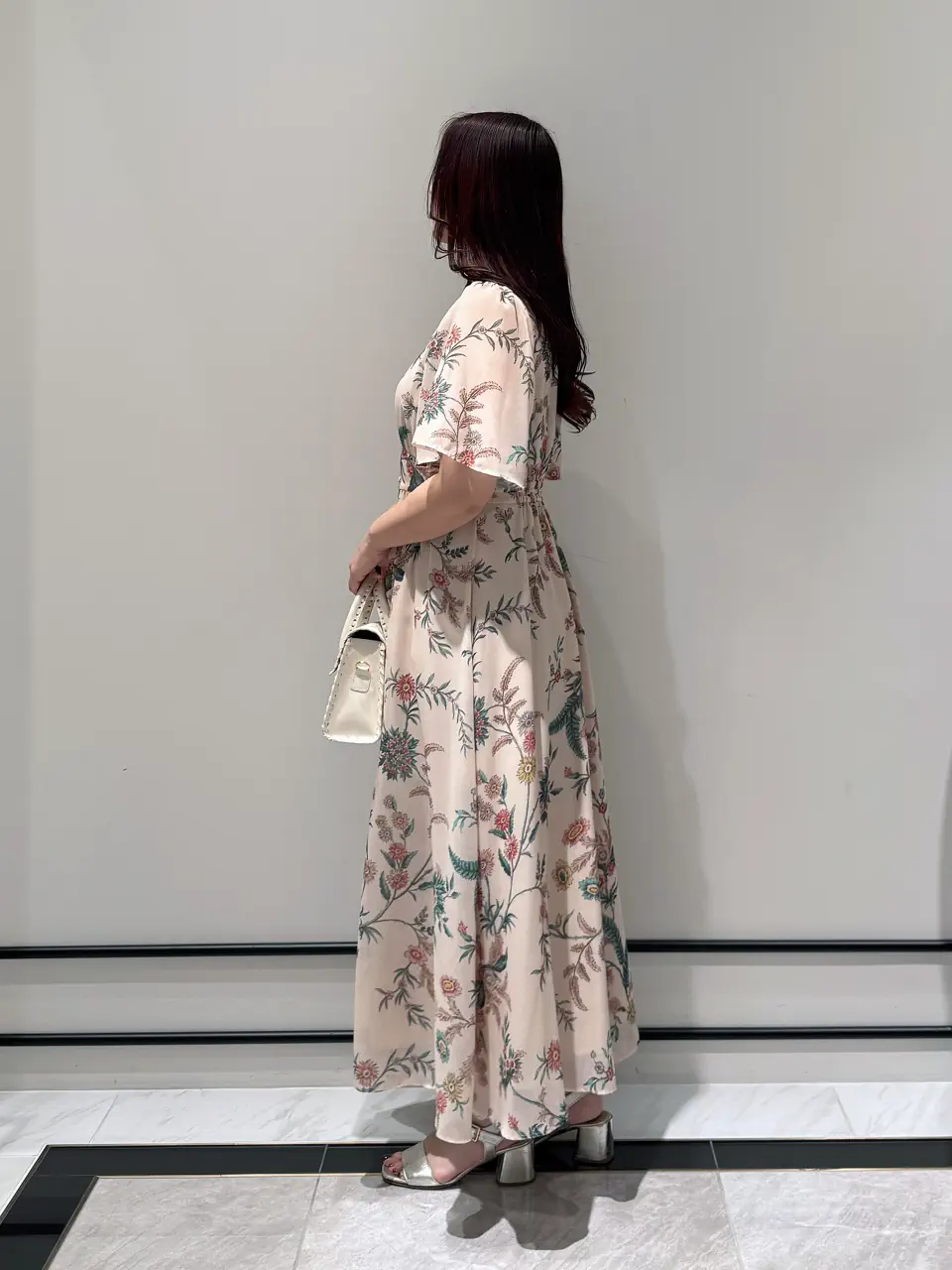 GRACE CONTINENTAL MOMOKO コーディネート画像