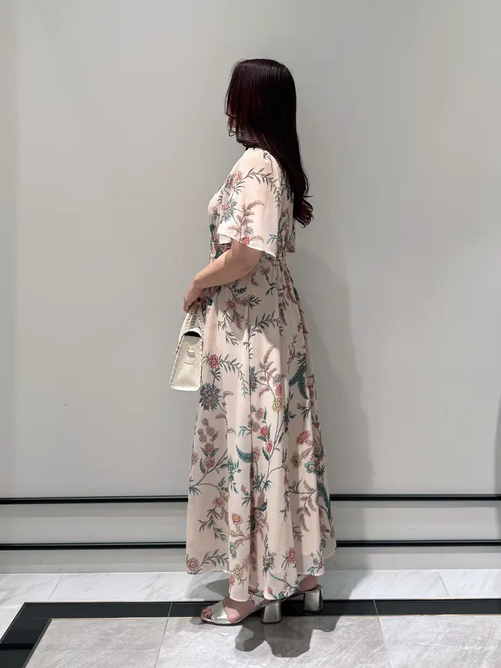 GRACE CONTINENTAL MOMOKO コーディネート画像