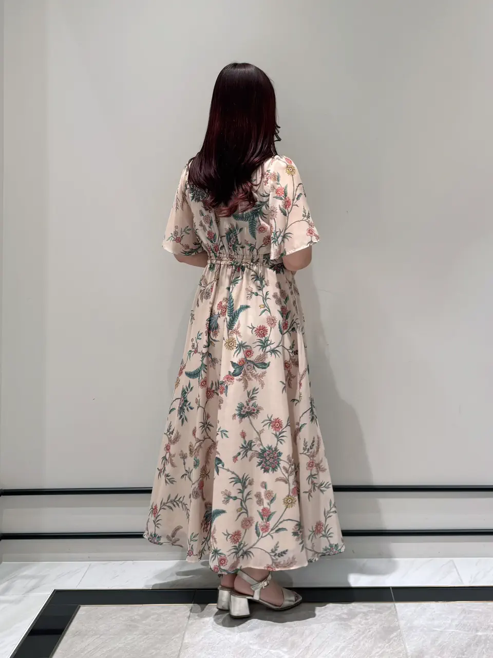 GRACE CONTINENTAL MOMOKO コーディネート画像
