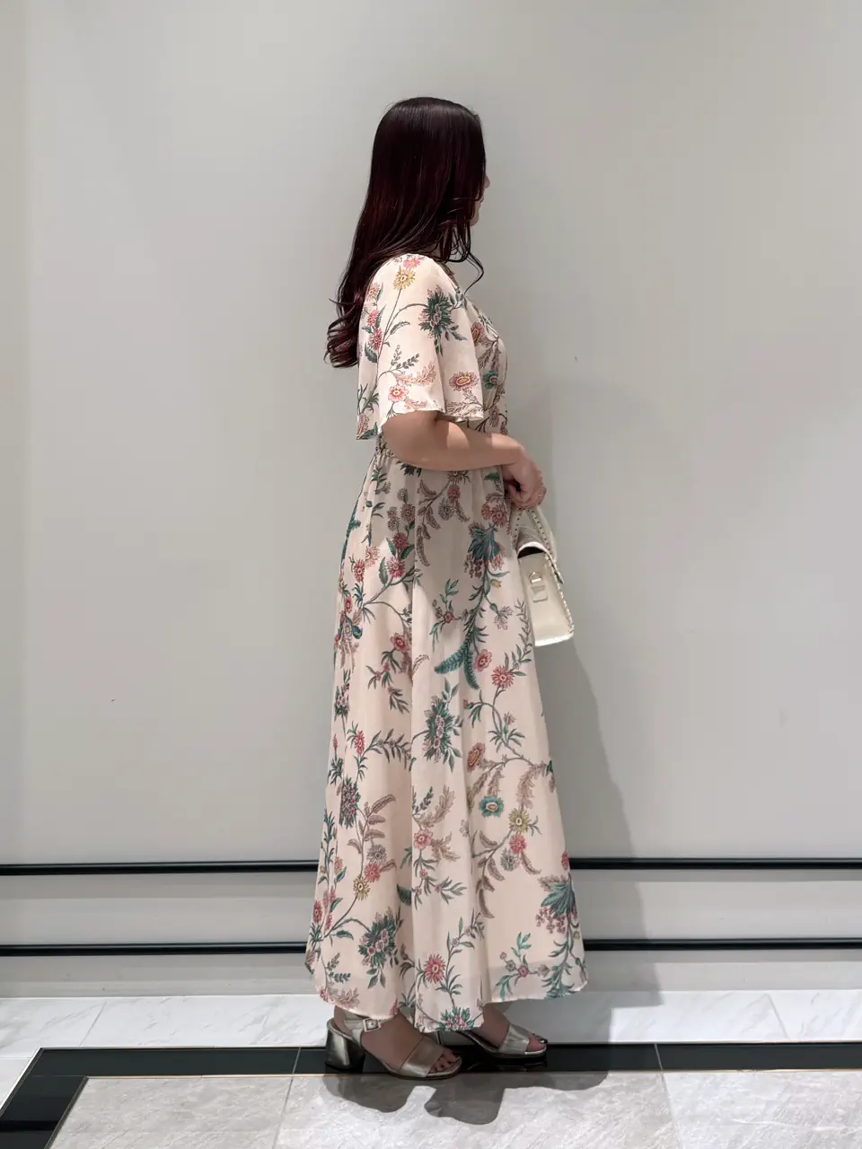 GRACE CONTINENTAL MOMOKO コーディネート画像