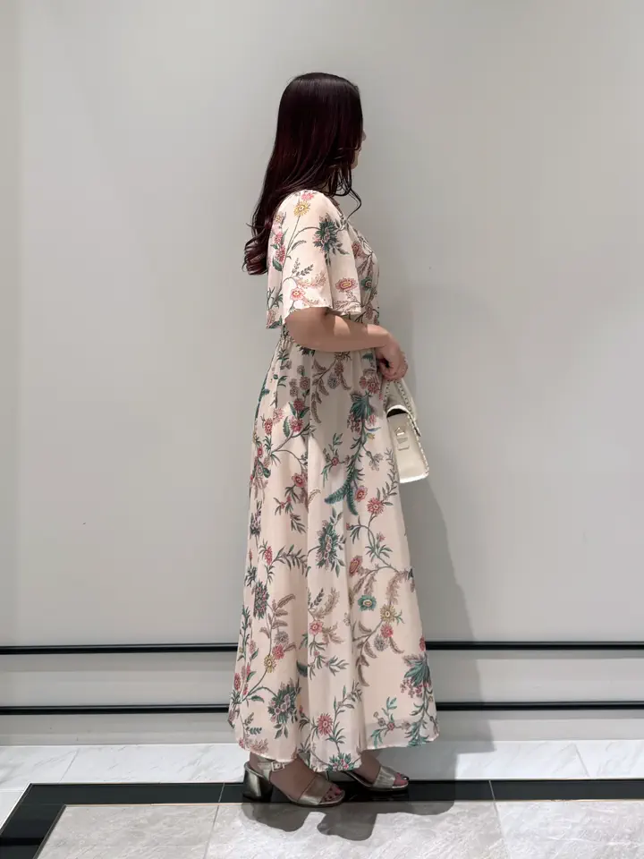 GRACE CONTINENTAL MOMOKO コーディネート画像