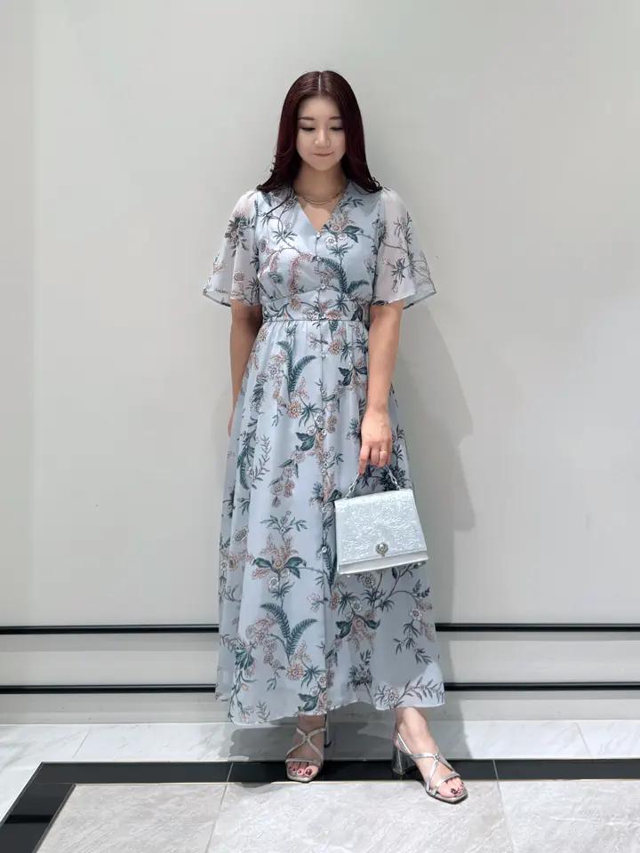 GRACE CONTINENTAL MOMOKO コーディネート画像