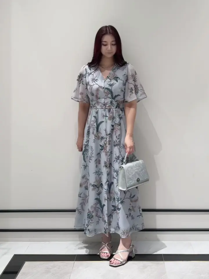 GRACE CONTINENTAL MOMOKO コーディネート画像