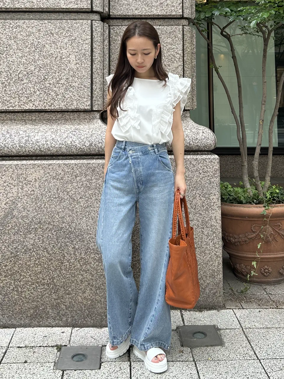  ERINA KATO コーディネート画像