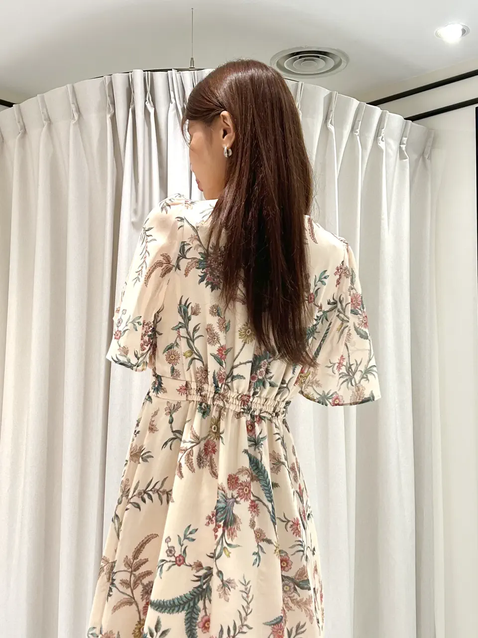 GRACE CONTINENTAL 志田　悠 コーディネート画像