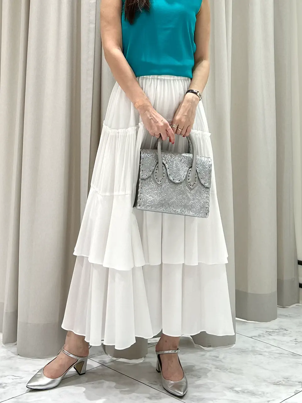 GRACE CONTINENTAL 志田　悠 コーディネート画像