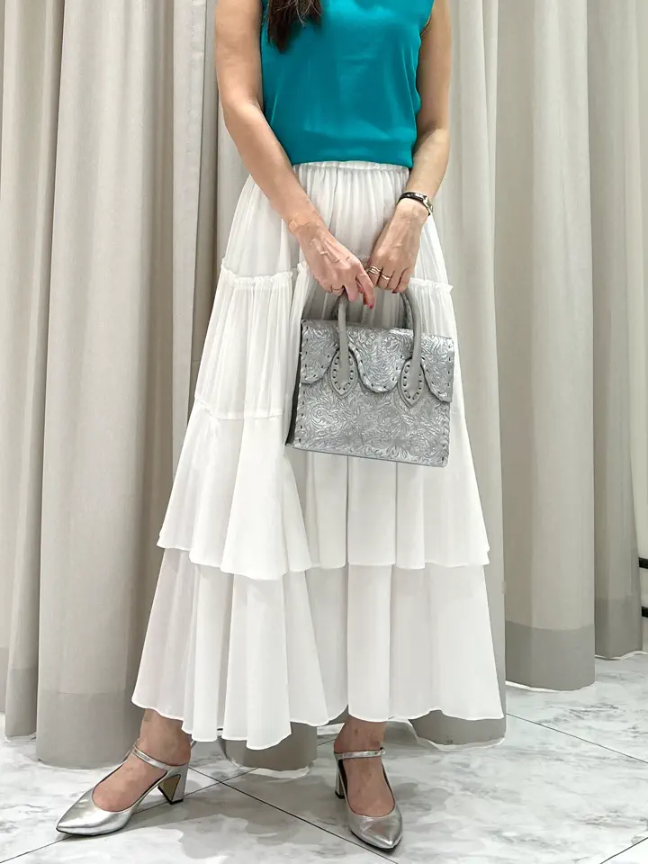 GRACE CONTINENTAL 志田　悠 コーディネート画像
