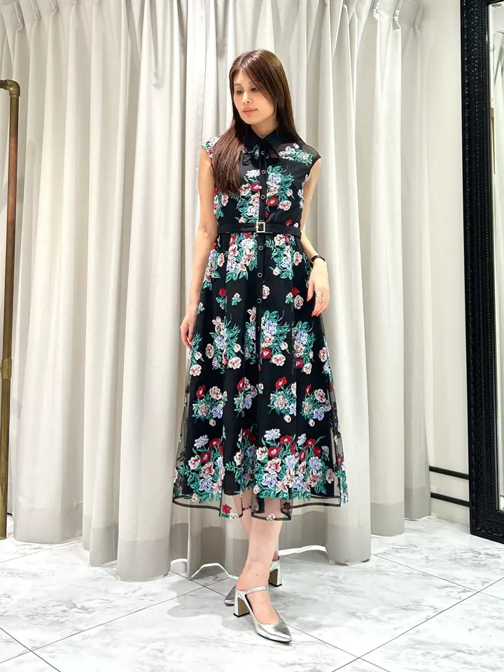GRACE CONTINENTAL 志田　悠 コーディネート画像