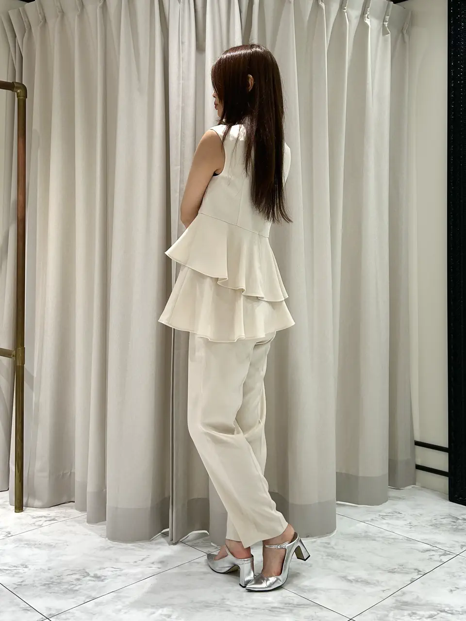 GRACE CONTINENTAL 志田　悠 コーディネート画像