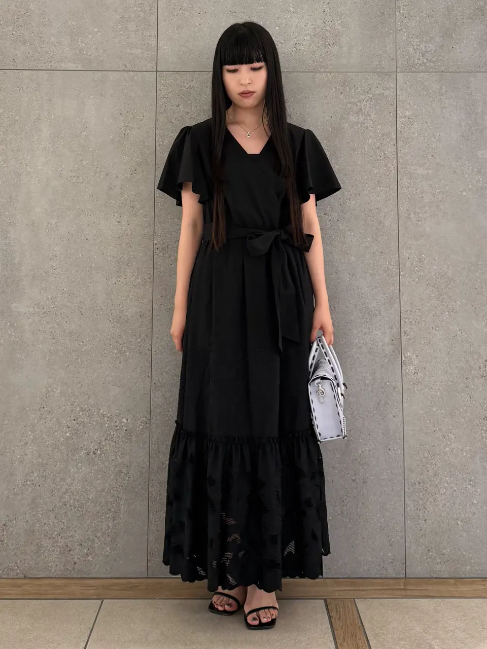  anri コーディネート画像