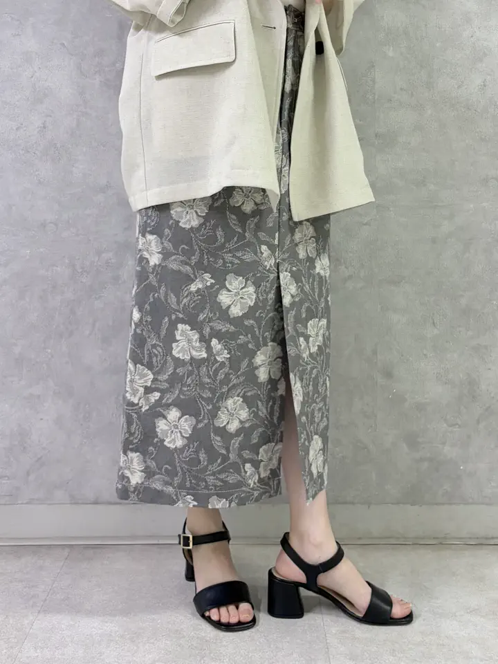GRACE CONTINENTAL Abe コーディネート画像