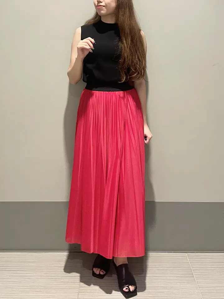 GRACE CONTINENTAL 細川　もなみ コーディネート画像