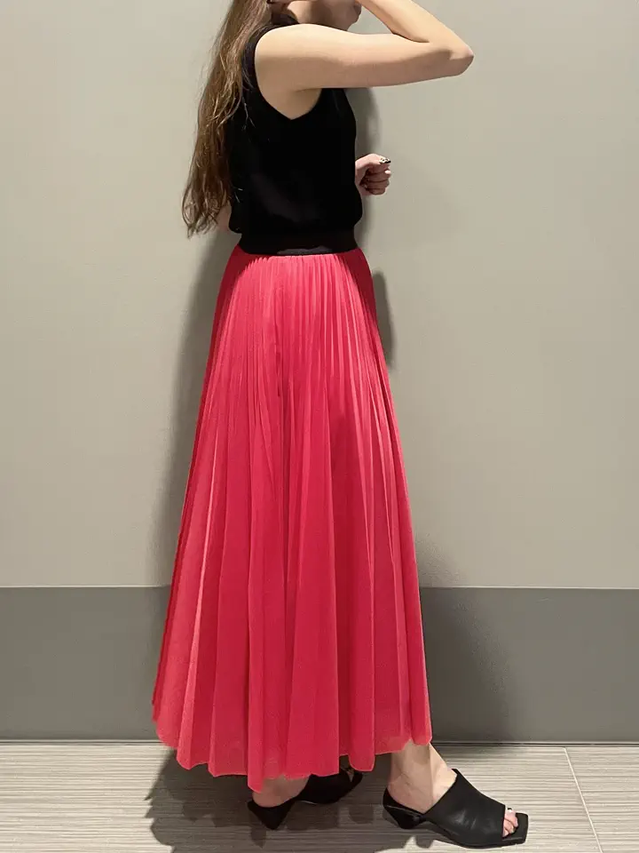 GRACE CONTINENTAL 細川　もなみ コーディネート画像