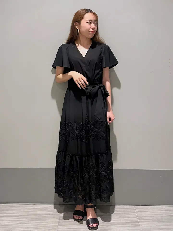 GRACE CONTINENTAL 細川　もなみ コーディネート画像