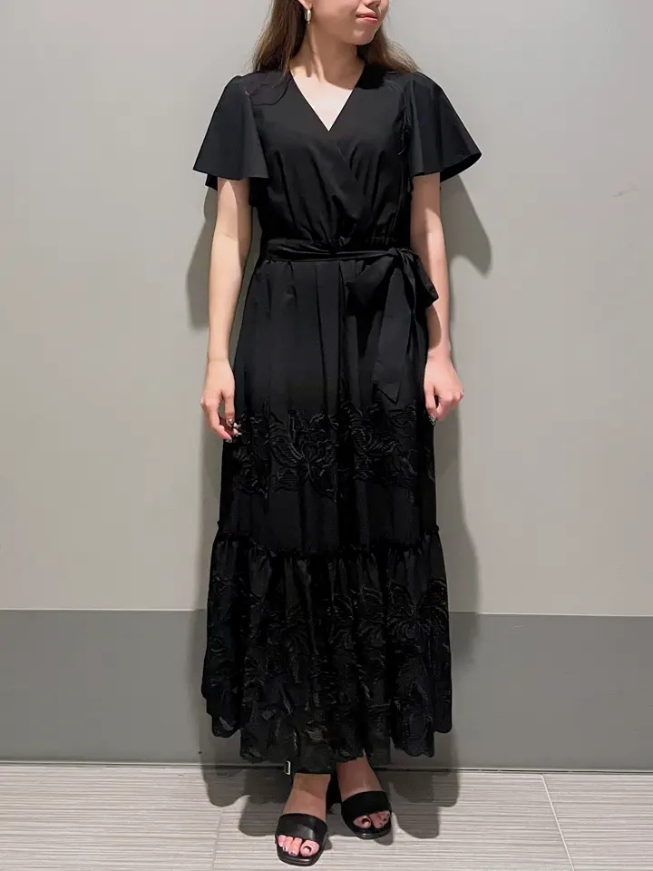 GRACE CONTINENTAL 細川　もなみ コーディネート画像