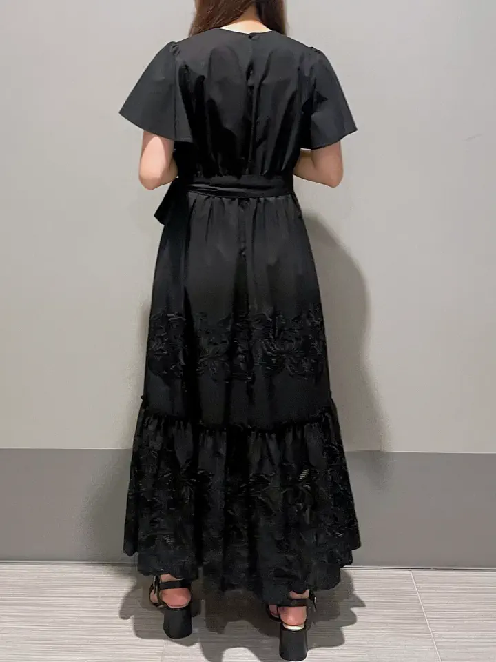 GRACE CONTINENTAL 細川　もなみ コーディネート画像
