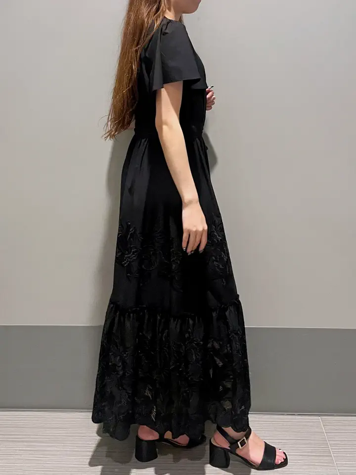 GRACE CONTINENTAL 細川　もなみ コーディネート画像