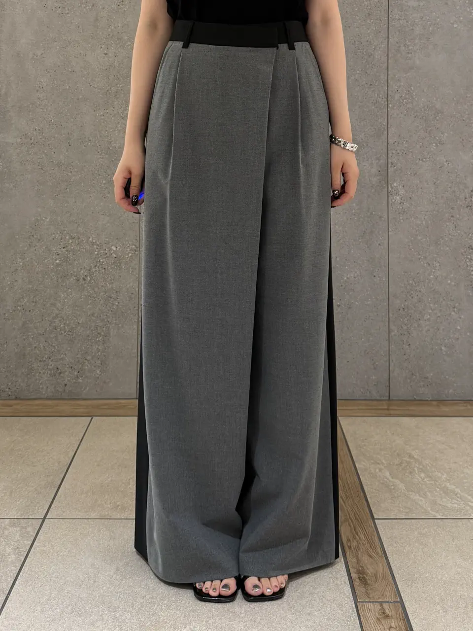 GRACE CONTINENTAL anri コーディネート画像