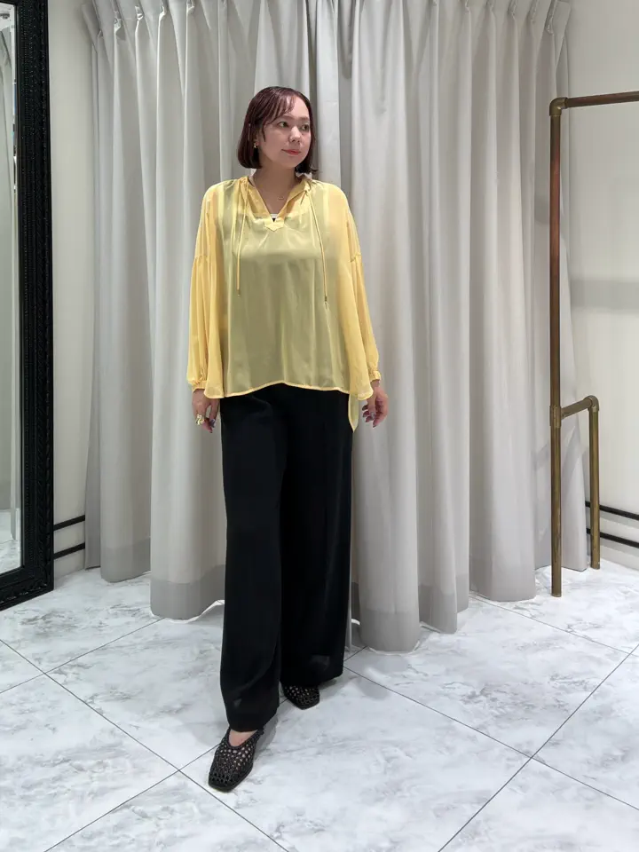 GRACE CONTINENTAL Izumi コーディネート画像