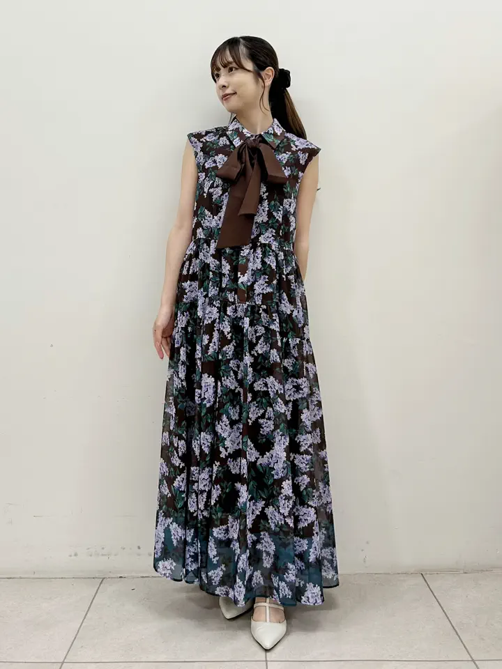 GRACE CONTINENTAL Miu Akamatsu コーディネート画像