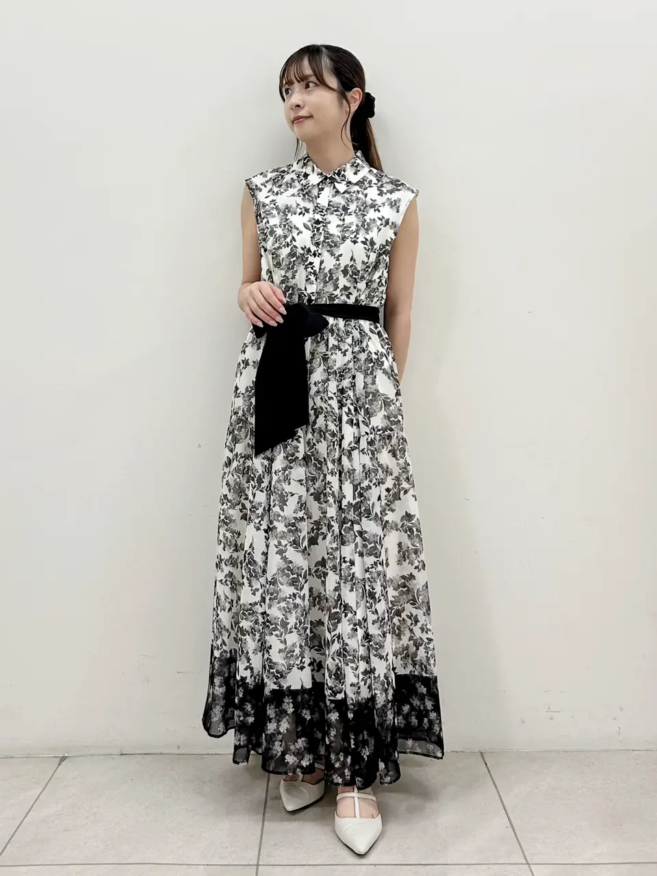 GRACE CONTINENTAL Miu Akamatsu コーディネート画像