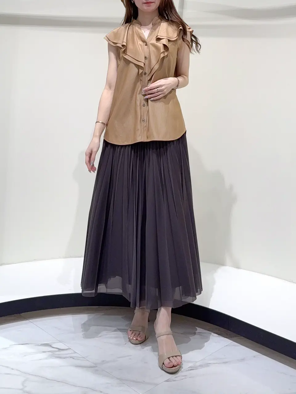 GRACE CONTINENTAL Suzuka コーディネート画像