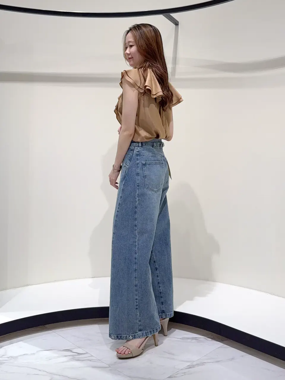 GRACE CONTINENTAL Suzuka コーディネート画像