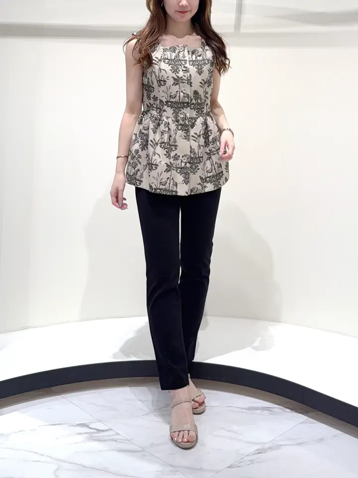 GRACE CONTINENTAL Suzuka コーディネート画像