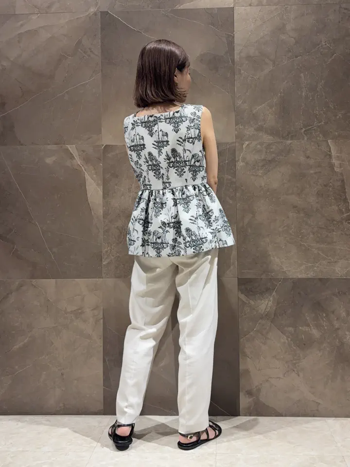 GRACE CONTINENTAL 穐山　香織 コーディネート画像