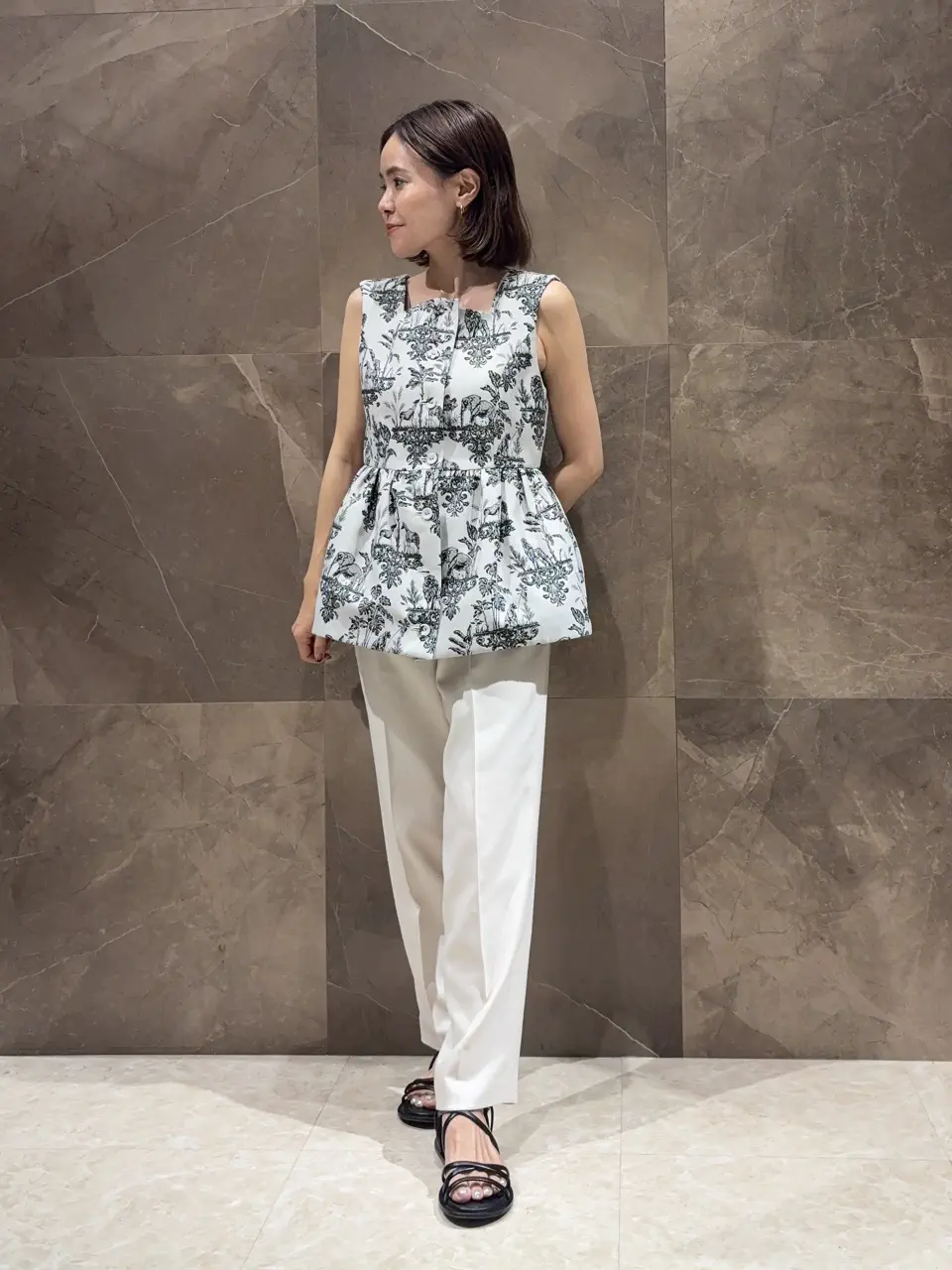 GRACE CONTINENTAL 穐山　香織 コーディネート画像