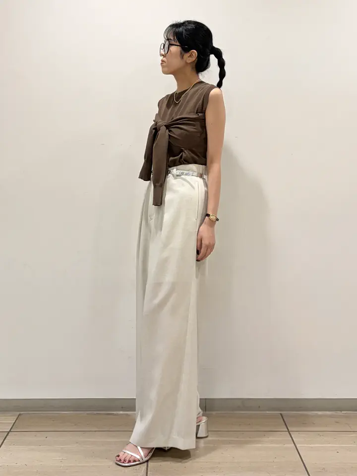 GRACE CONTINENTAL yoshi コーディネート画像