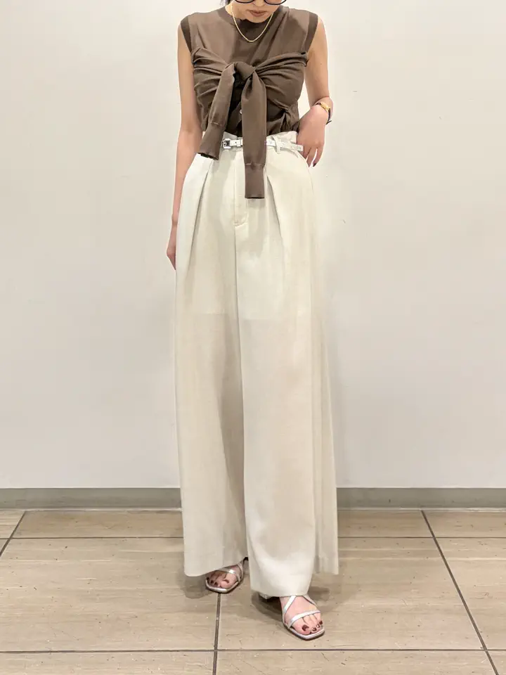 GRACE CONTINENTAL yoshi コーディネート画像