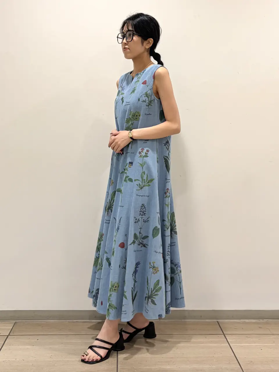 GRACE CONTINENTAL yoshi コーディネート画像