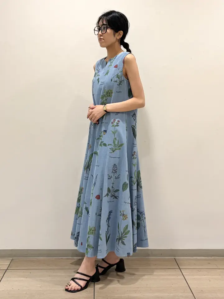 GRACE CONTINENTAL yoshi コーディネート画像