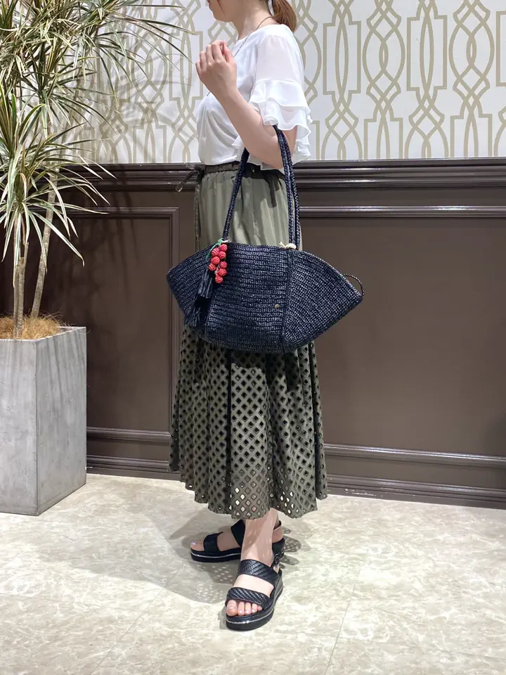 GRACE CONTINENTAL fujii コーディネート画像