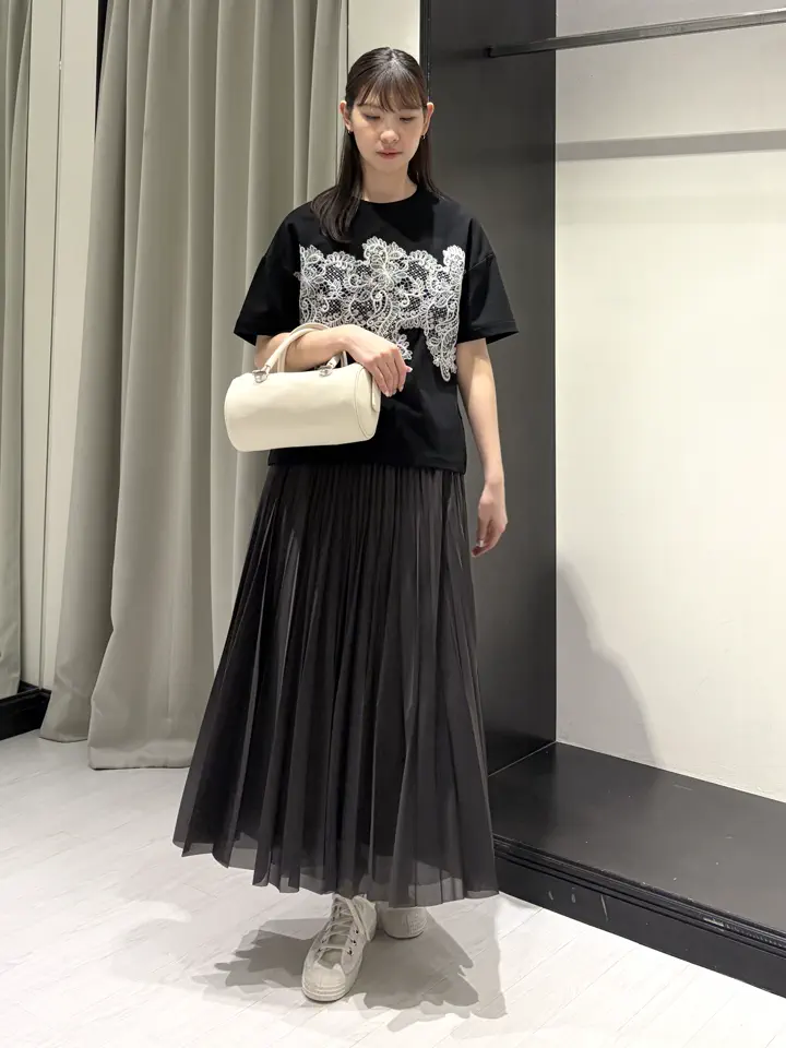 GRACE CONTINENTAL kobayashi コーディネート画像