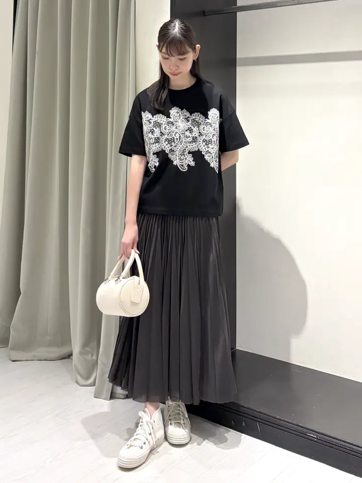 GRACE CONTINENTAL kobayashi コーディネート画像