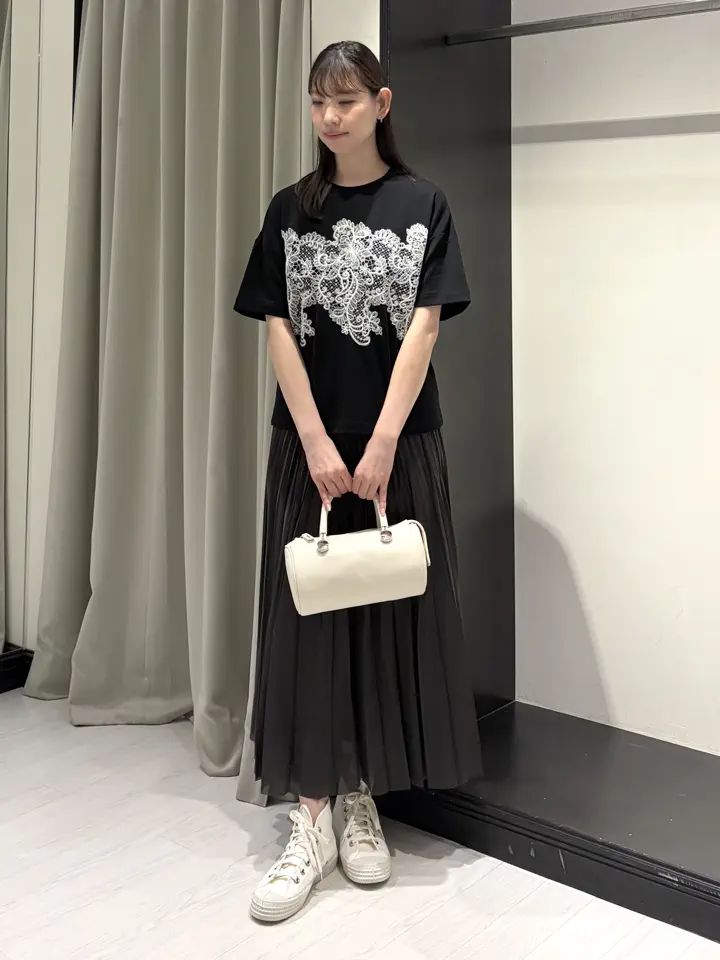 GRACE CONTINENTAL kobayashi コーディネート画像