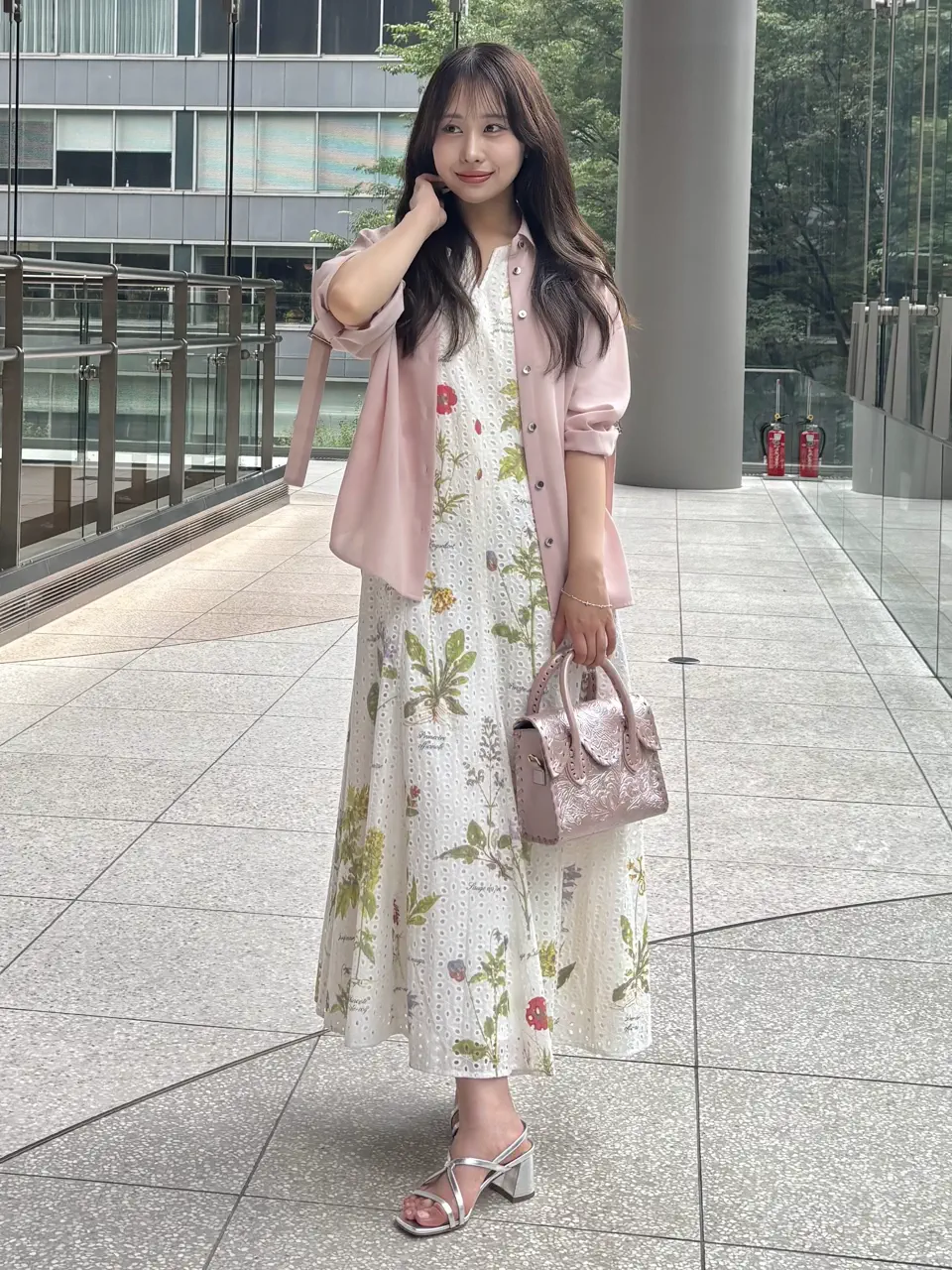 GRACE CONTINENTAL Kikuchi コーディネート画像