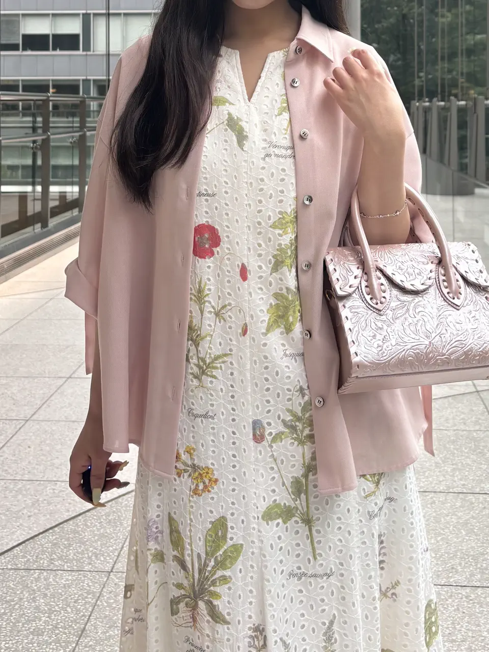 GRACE CONTINENTAL Kikuchi コーディネート画像