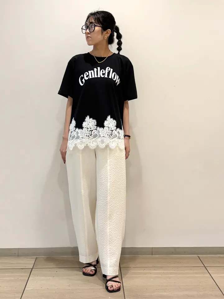 GRACE CONTINENTAL yoshi コーディネート画像