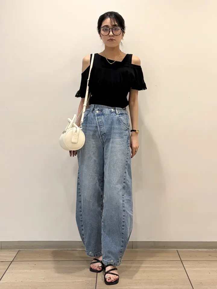 GRACE CONTINENTAL yoshi コーディネート画像