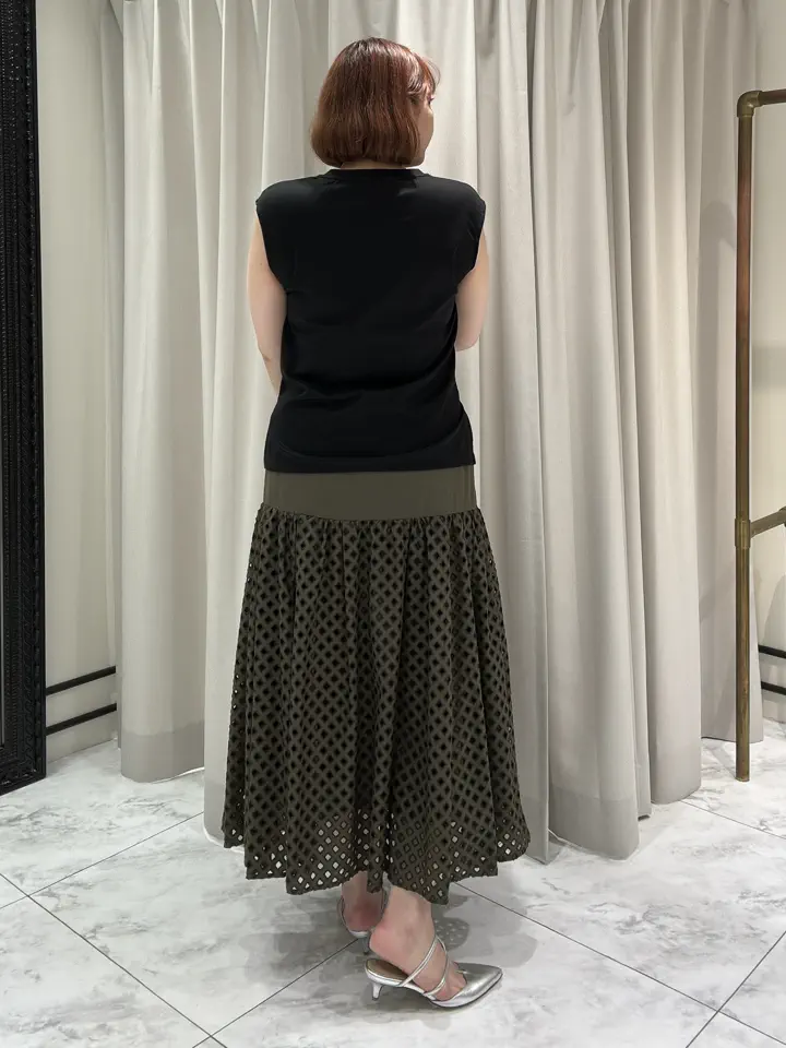 GRACE CONTINENTAL Izumi コーディネート画像
