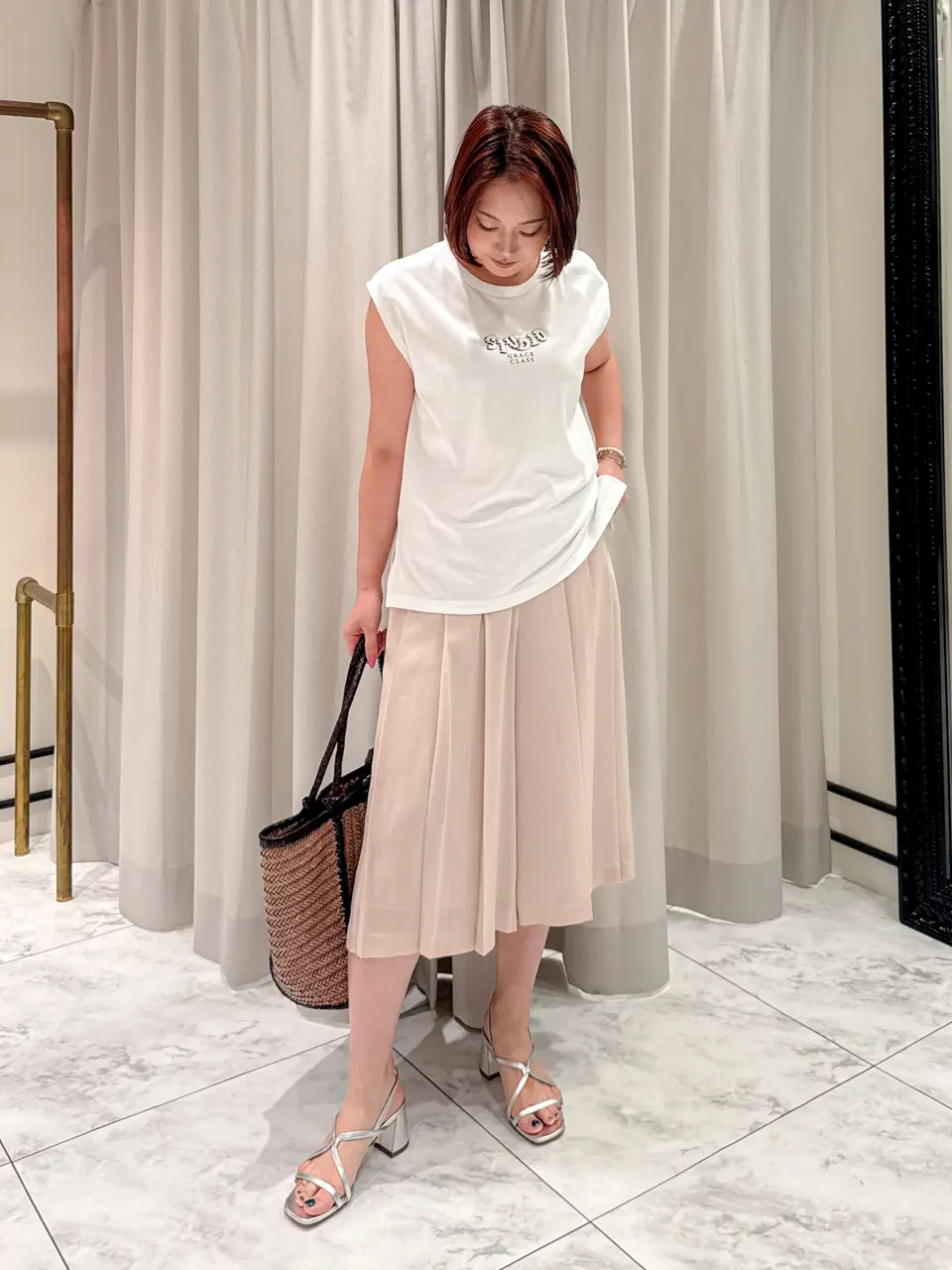  Natsumi コーディネート画像
